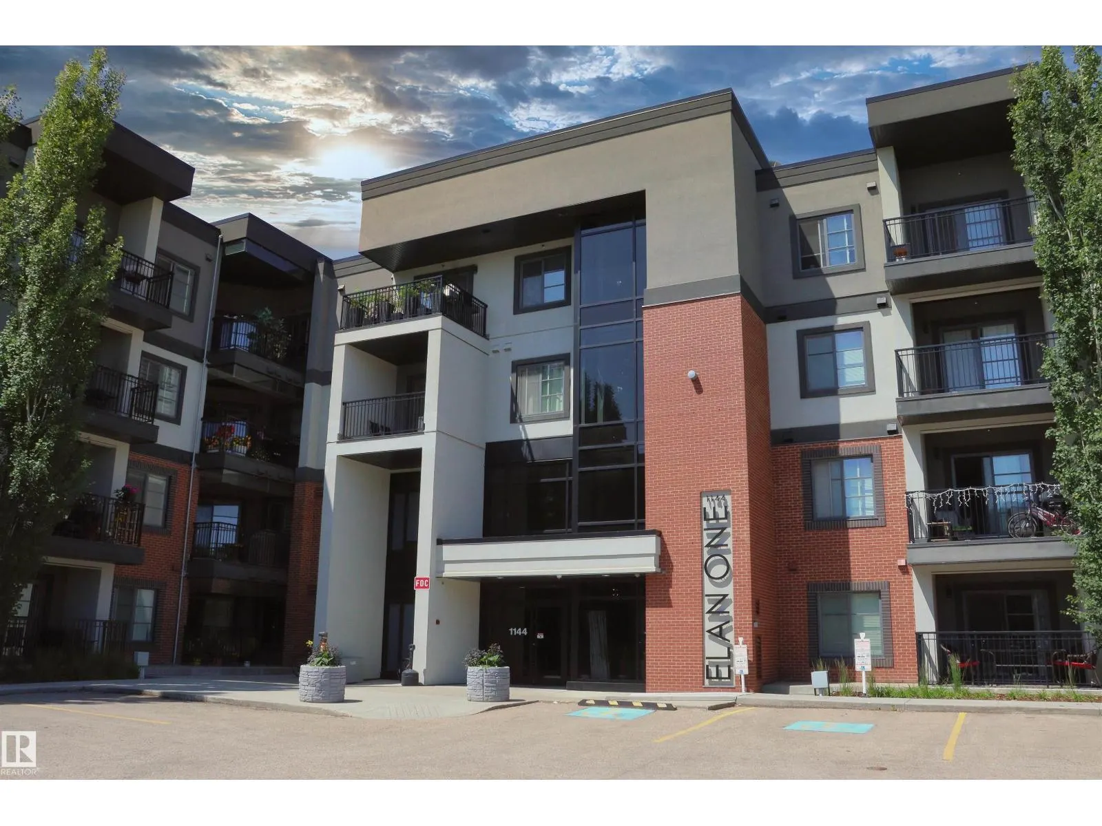 #110 1144 ADAMSON DR SW