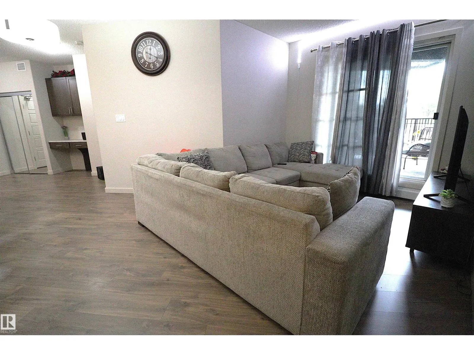 #110 1144 ADAMSON DR SW