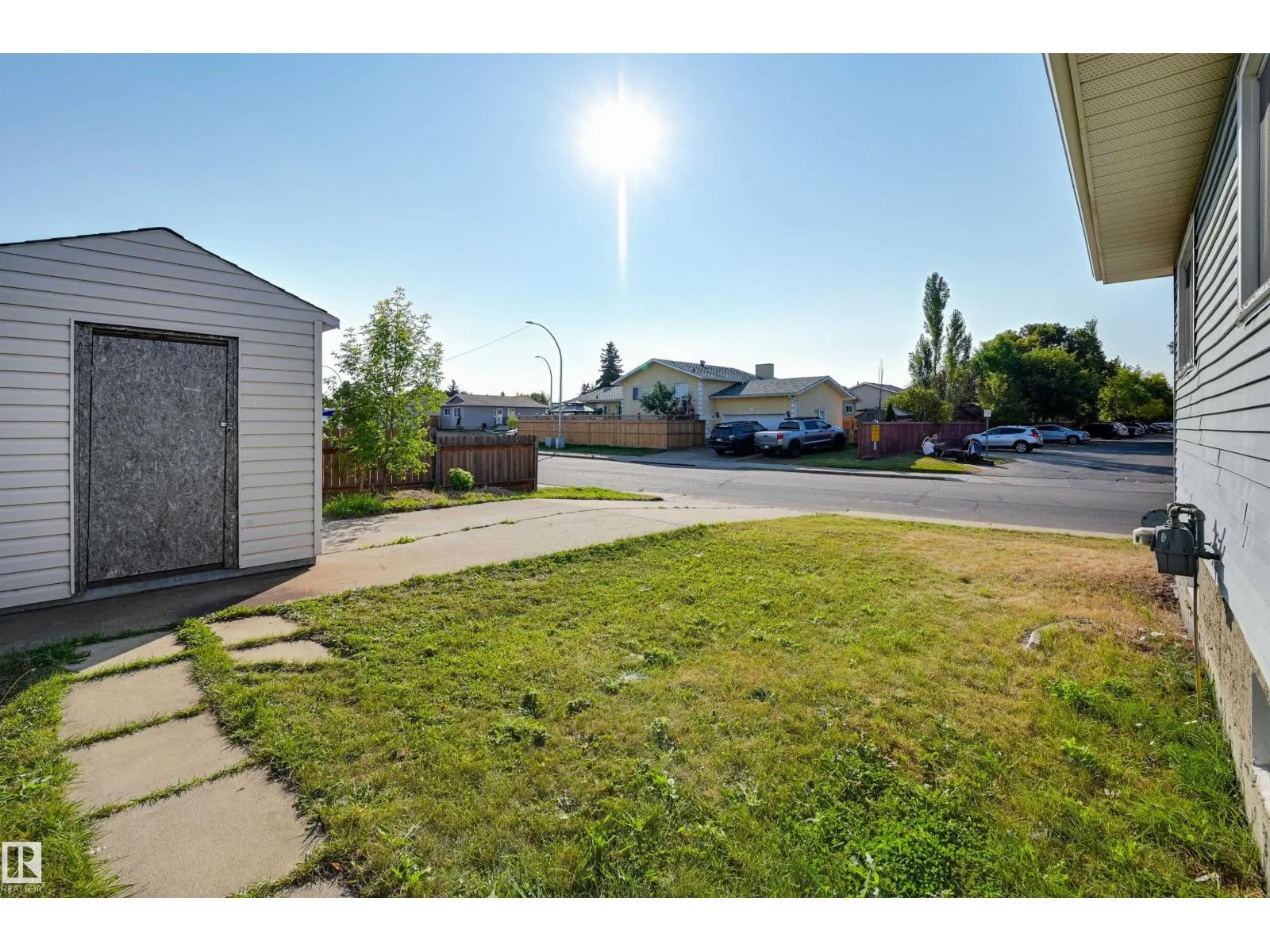 14703 35 ST NW