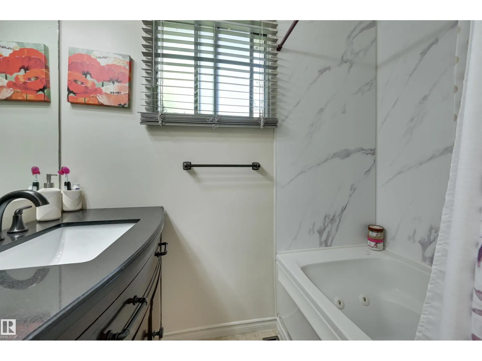 14703 35 ST NW