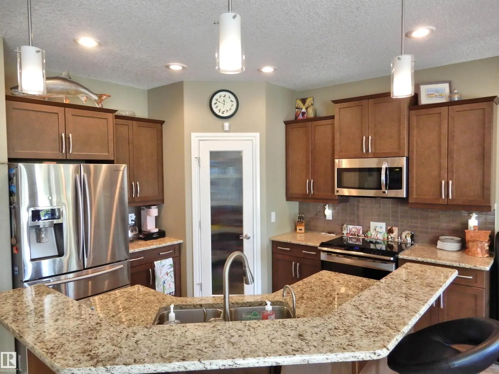 #25B 53521 RGE ROAD 272