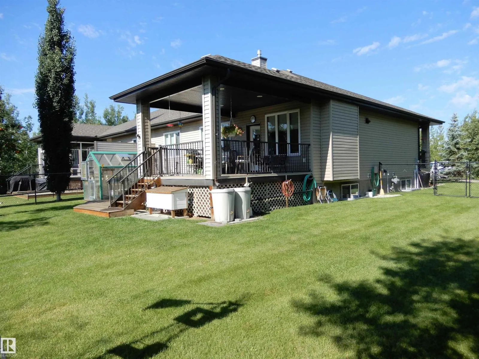 #25B 53521 RGE ROAD 272