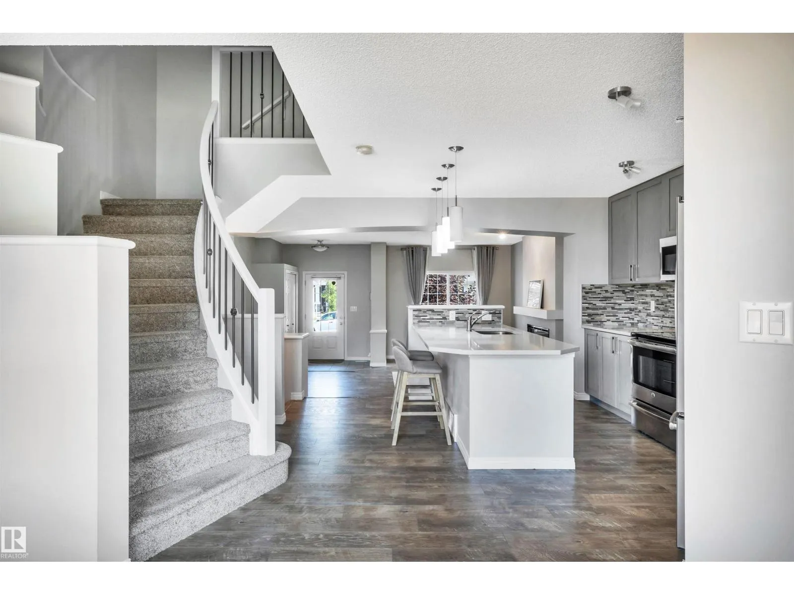 1271 CHAPPELLE BV SW
