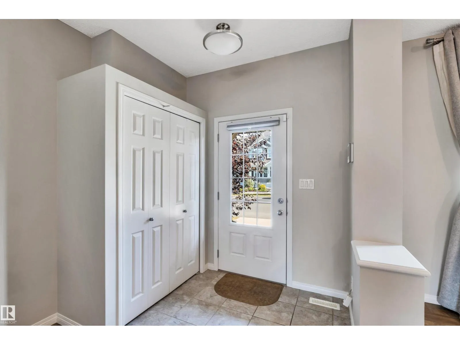 1271 CHAPPELLE BV SW