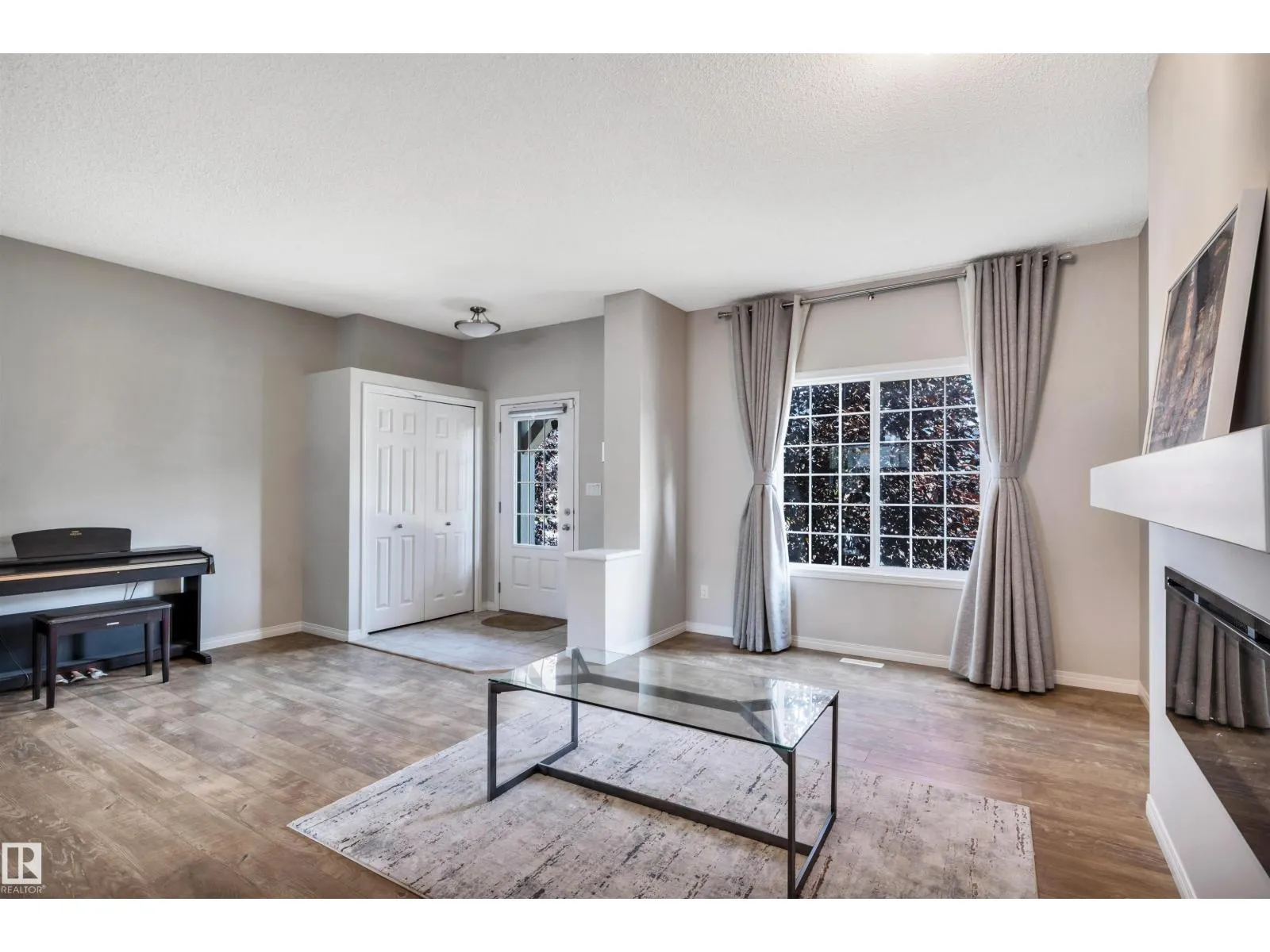 1271 CHAPPELLE BV SW