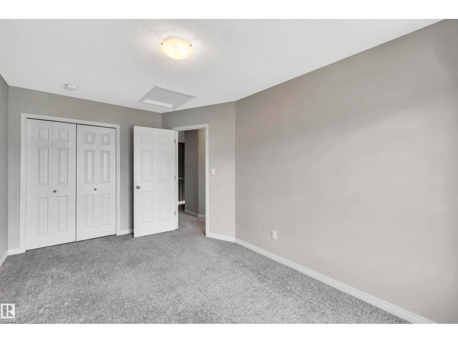 1271 CHAPPELLE BV SW