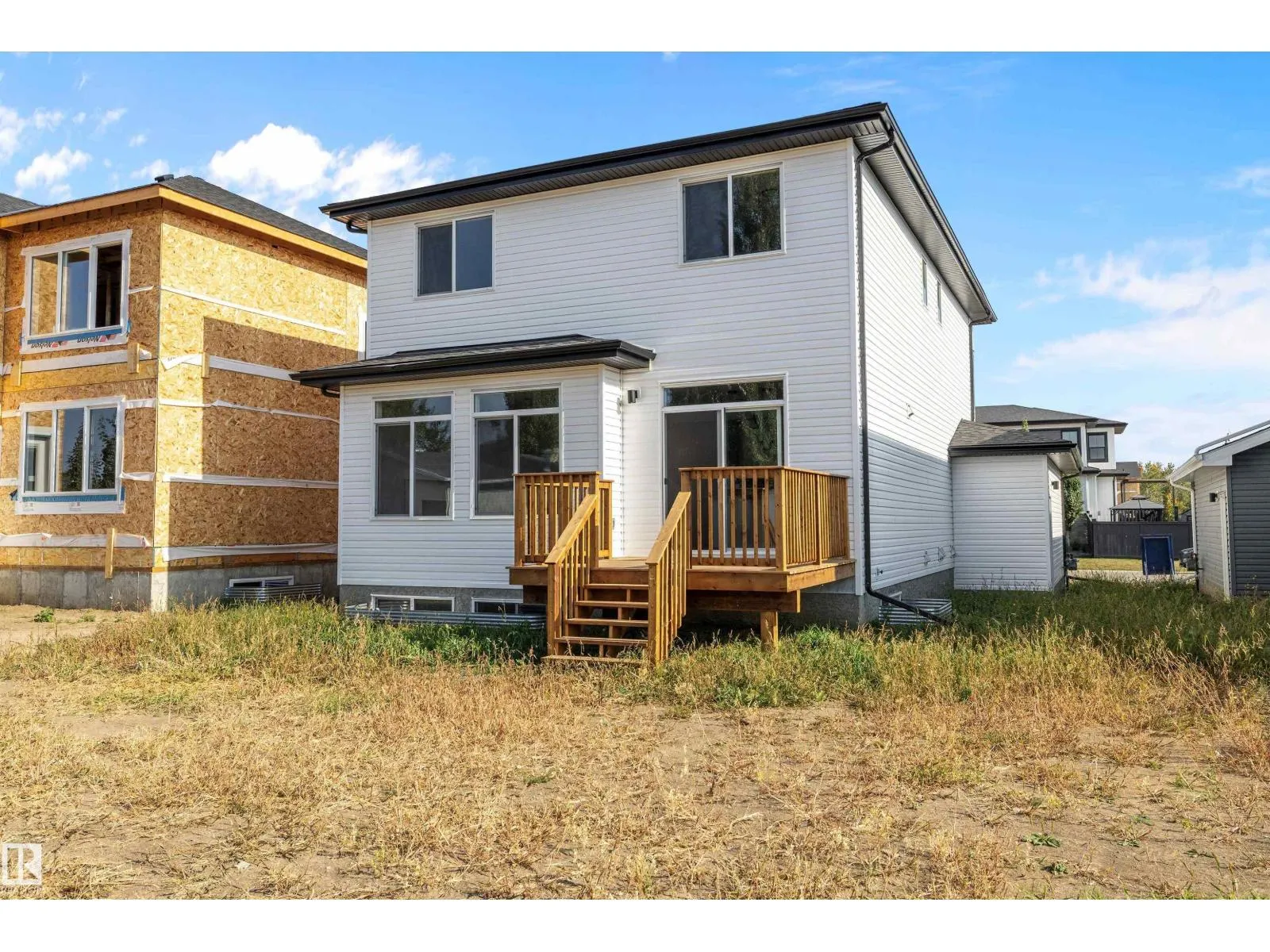 72 MAPLE CR