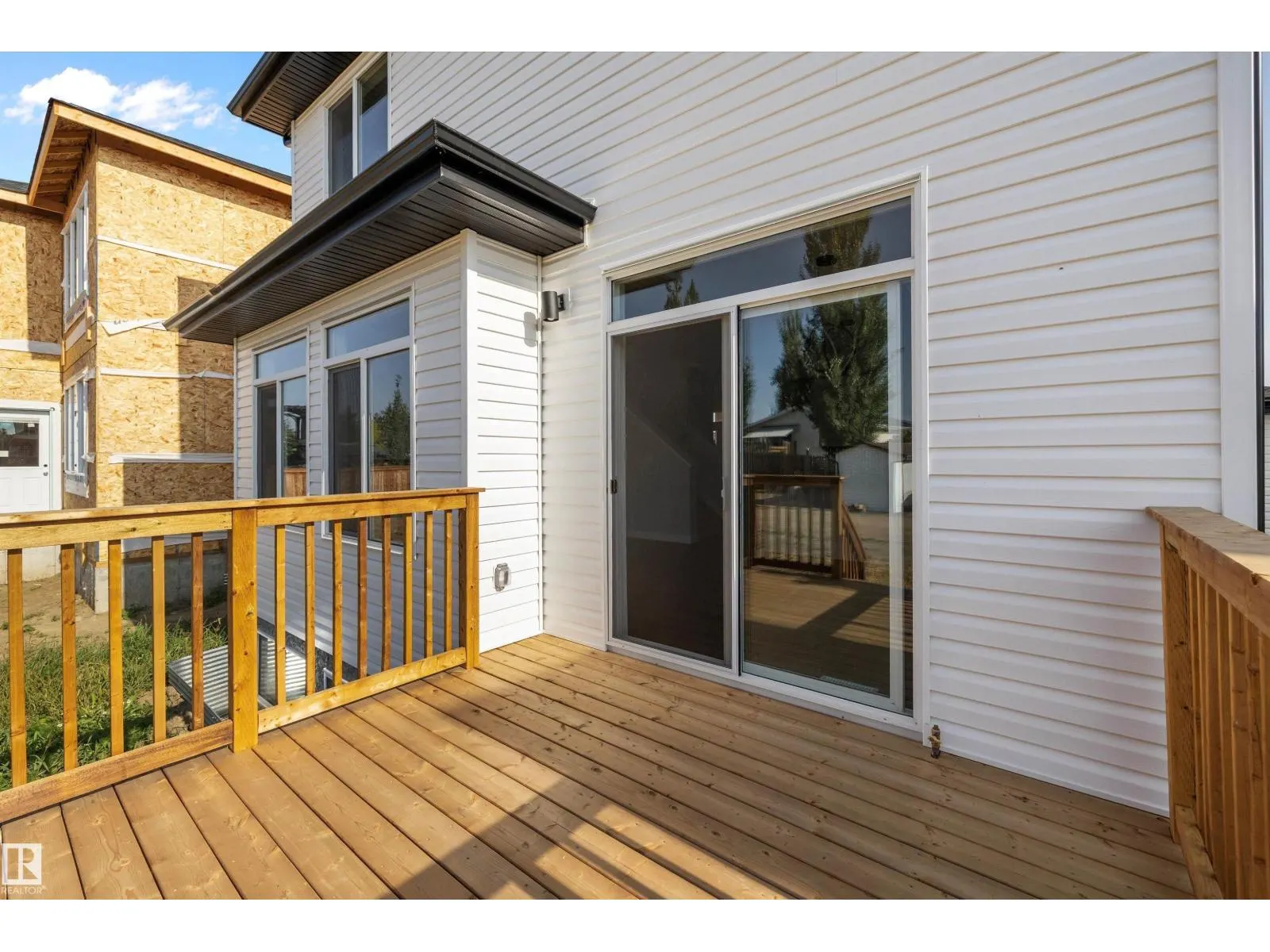 72 MAPLE CR
