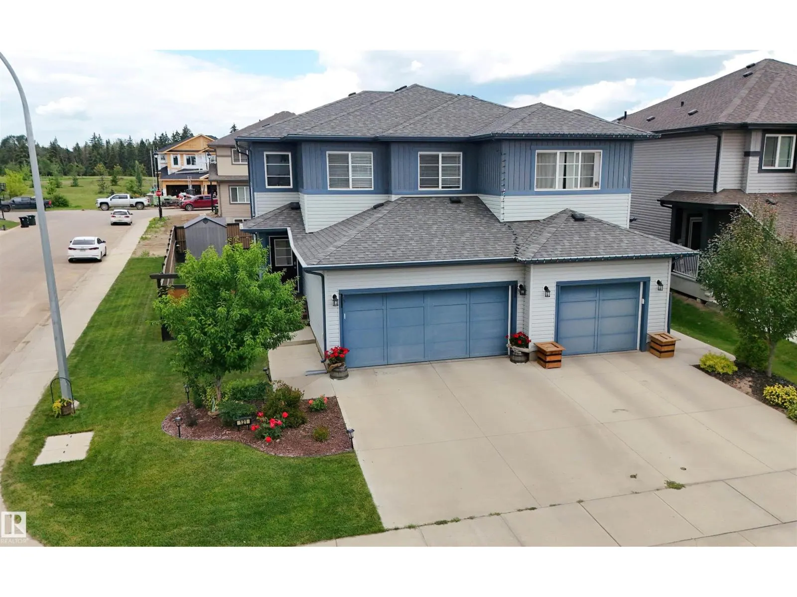 121 HARVEST RIDGE DR