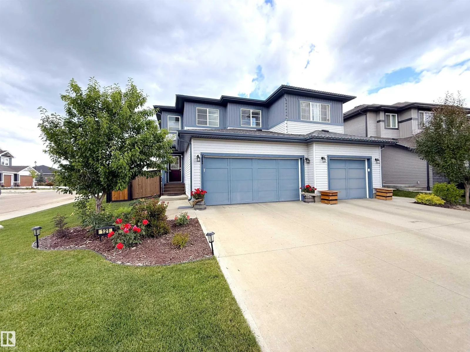 121 HARVEST RIDGE DR