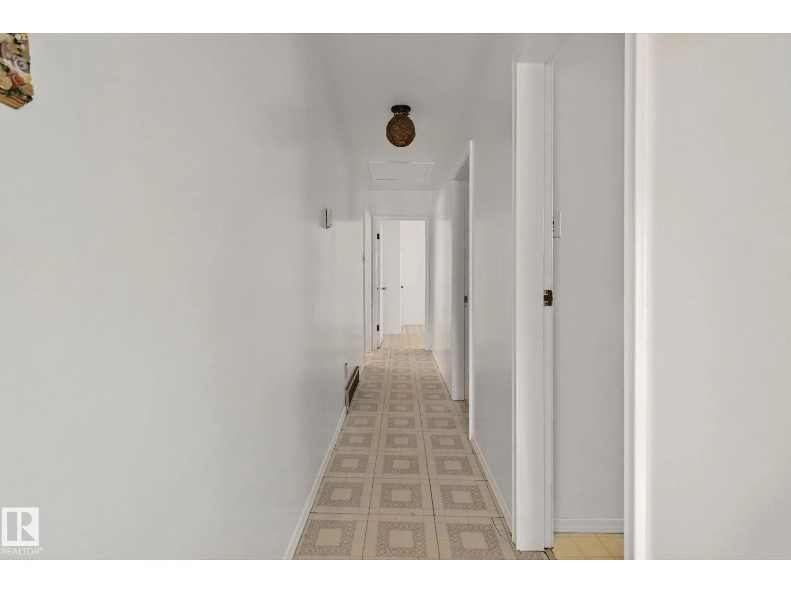 12350 82 ST NW