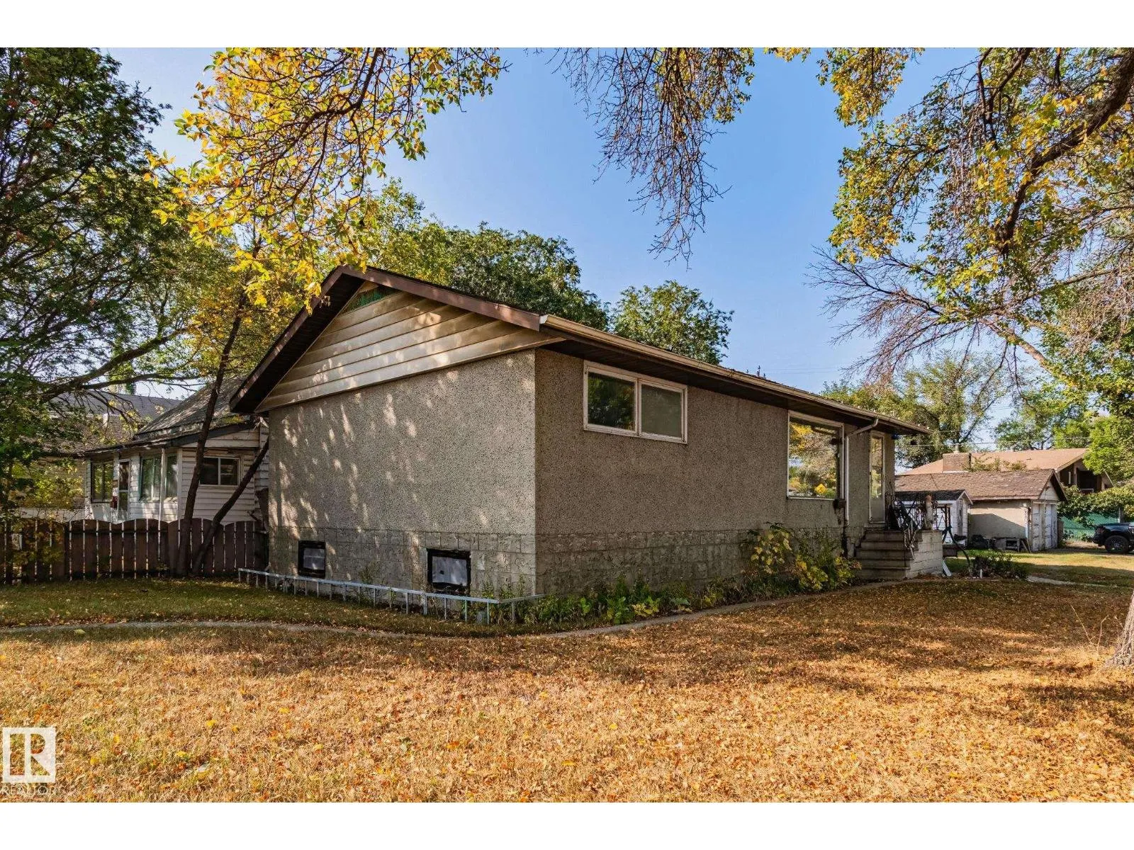 12350 82 ST NW