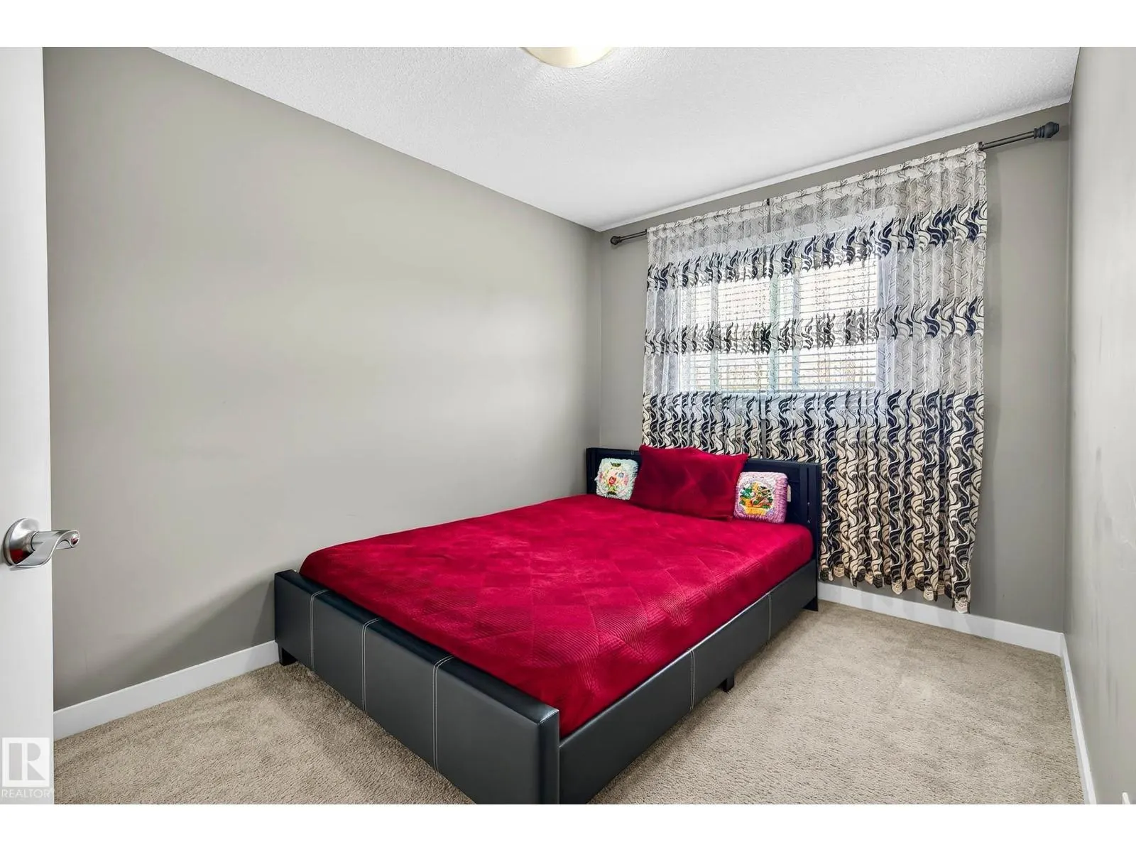 7327 EDGEMONT WY NW