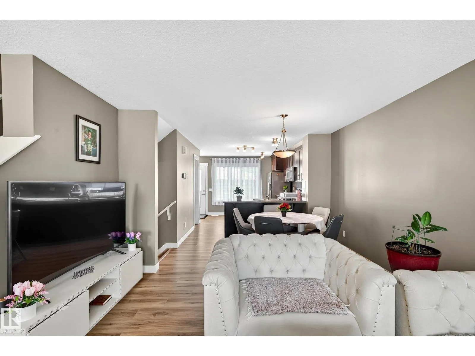 7327 EDGEMONT WY NW