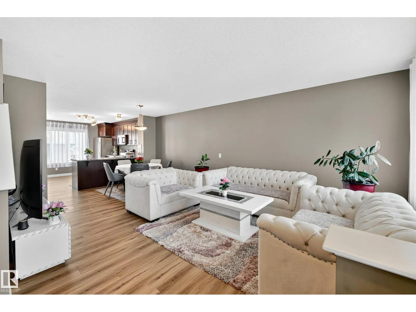 7327 EDGEMONT WY NW