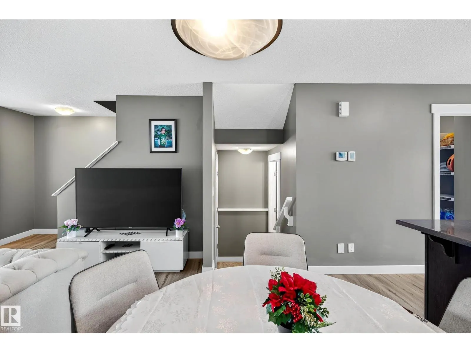 7327 EDGEMONT WY NW