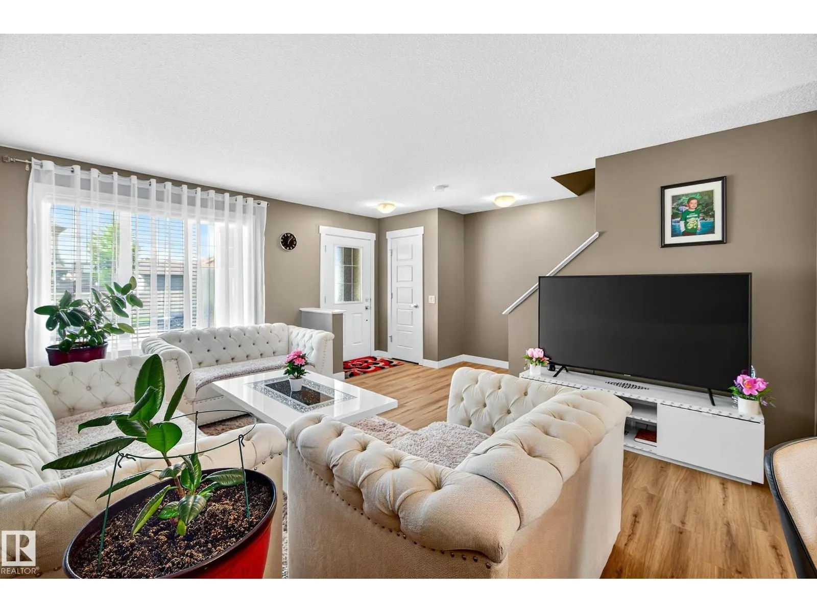 7327 EDGEMONT WY NW