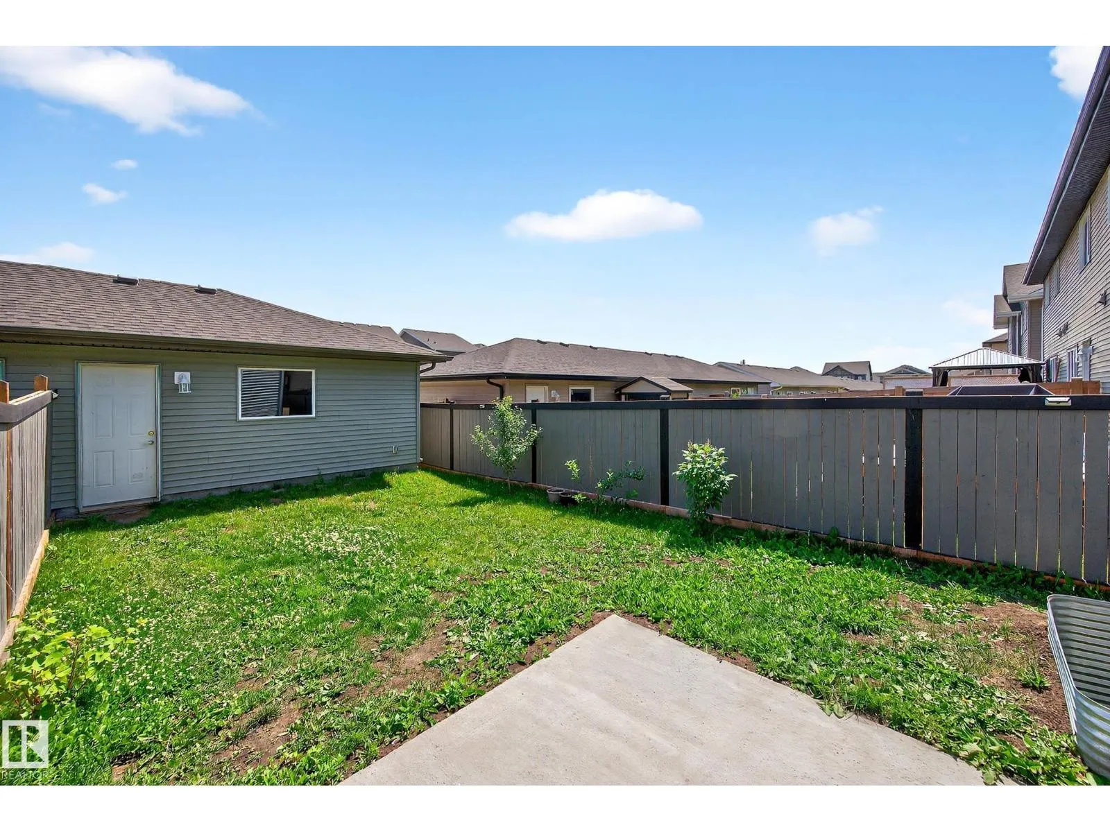 7327 EDGEMONT WY NW