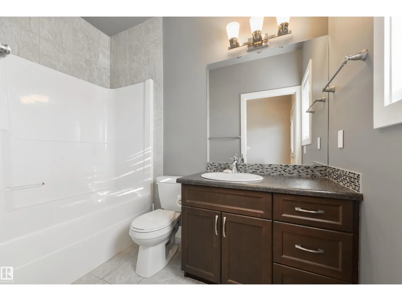 #132 50 HEATHERGLEN DR