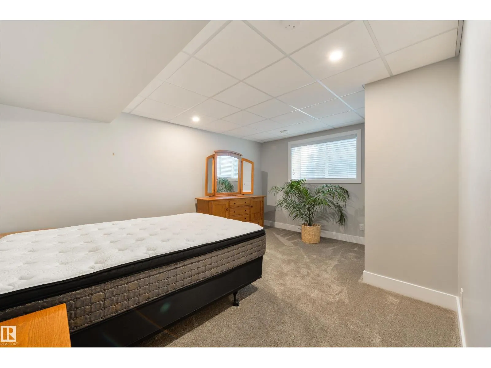 #132 50 HEATHERGLEN DR