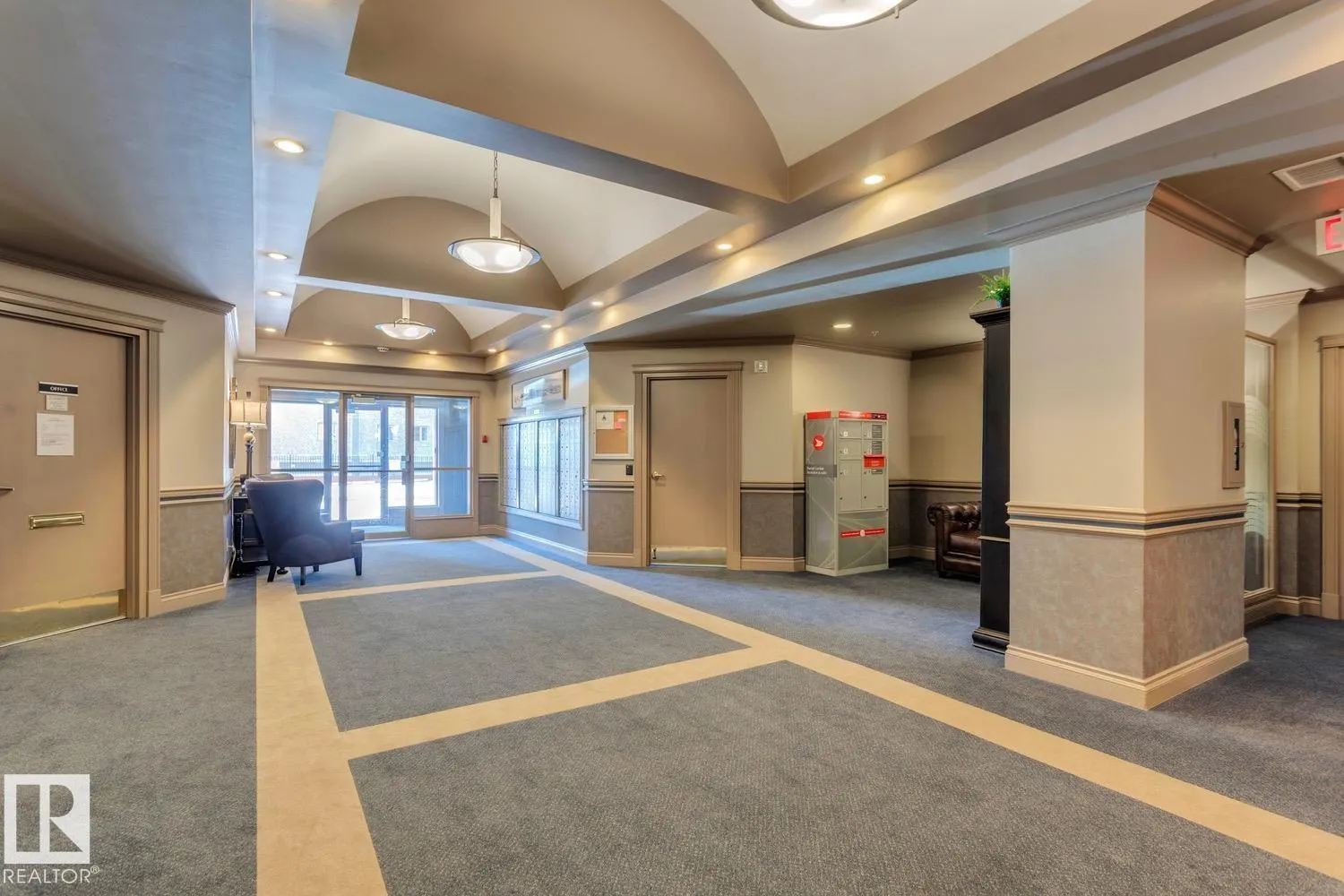 #1004 9741 110 ST NW