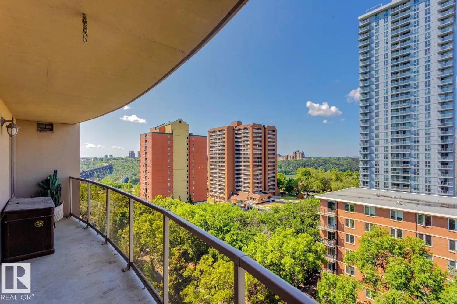 #1004 9741 110 ST NW