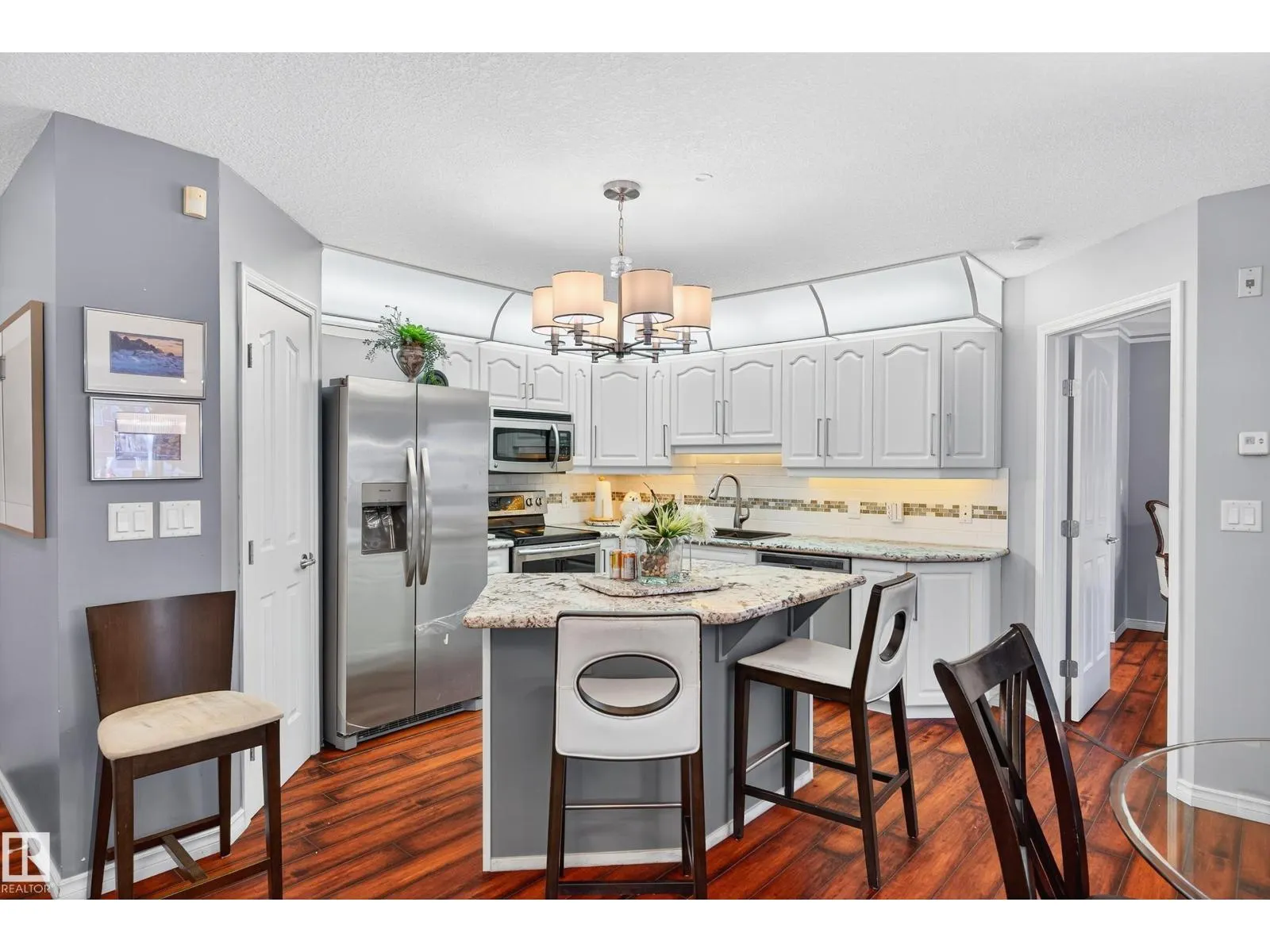 #101 10308 114 ST NW