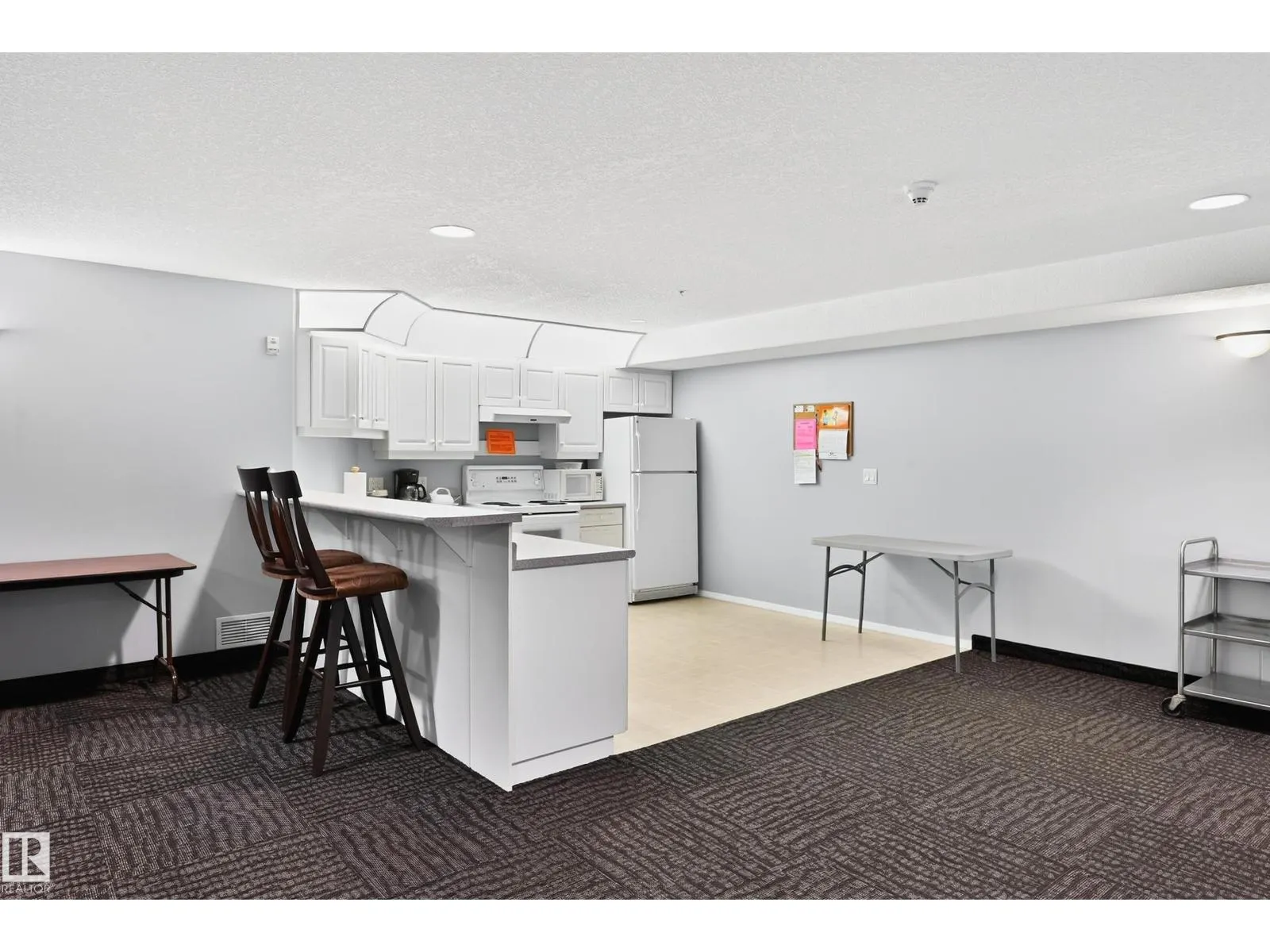 #101 10308 114 ST NW