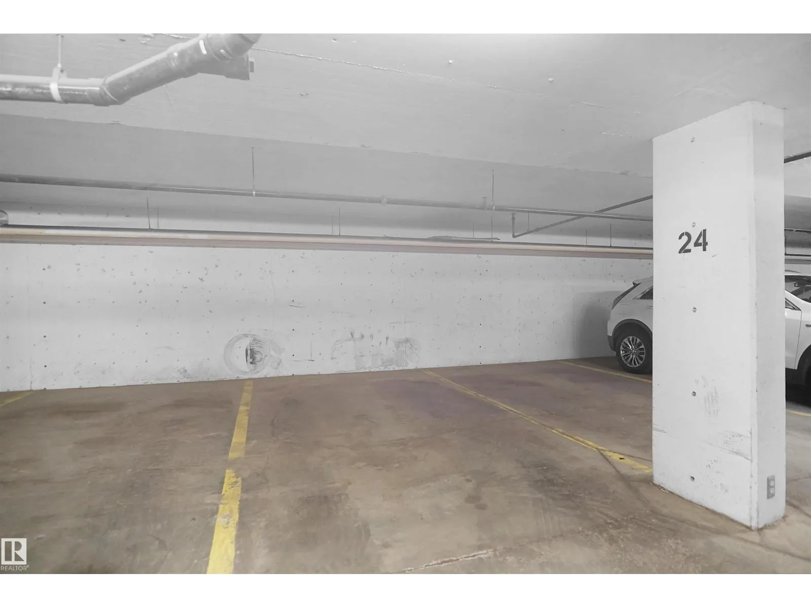 #403 15211 139 ST NW