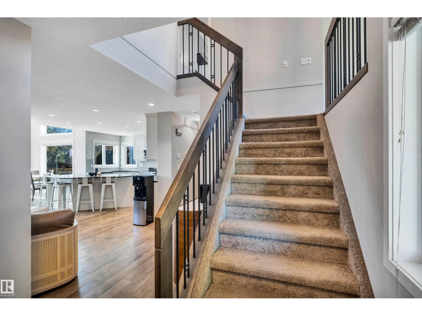 13 DUROCHER ST