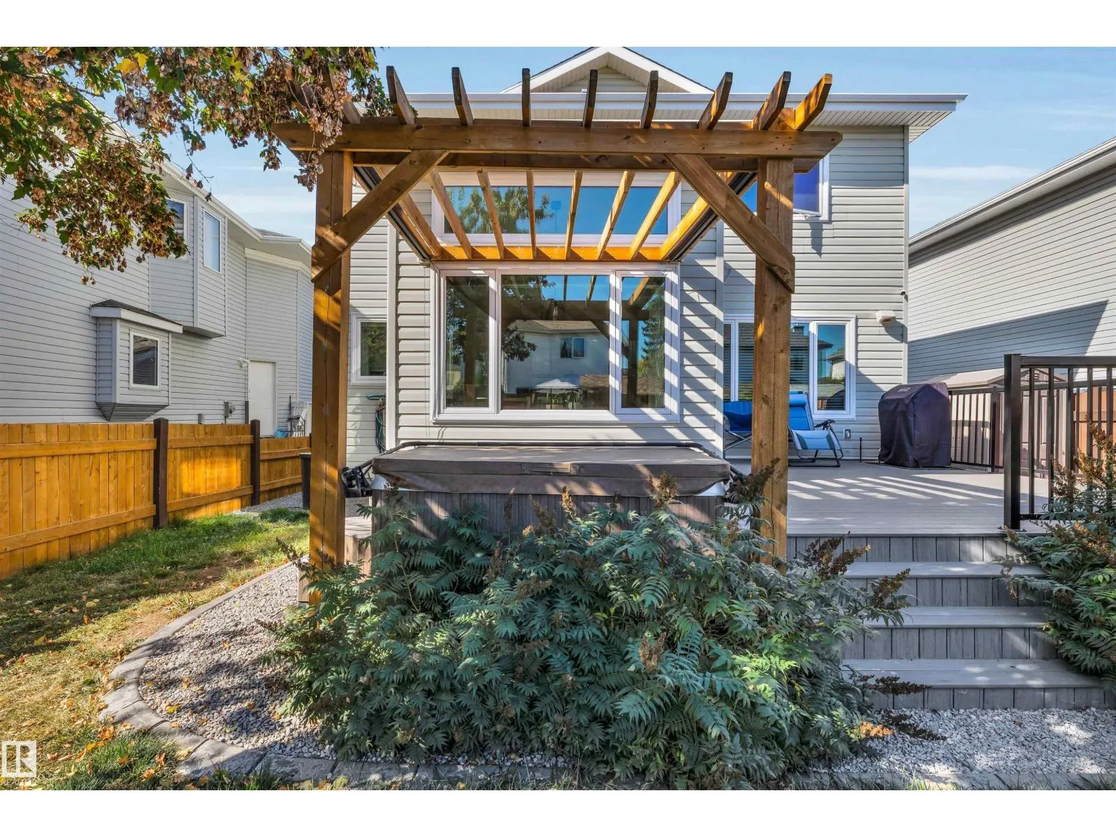 13 DUROCHER ST