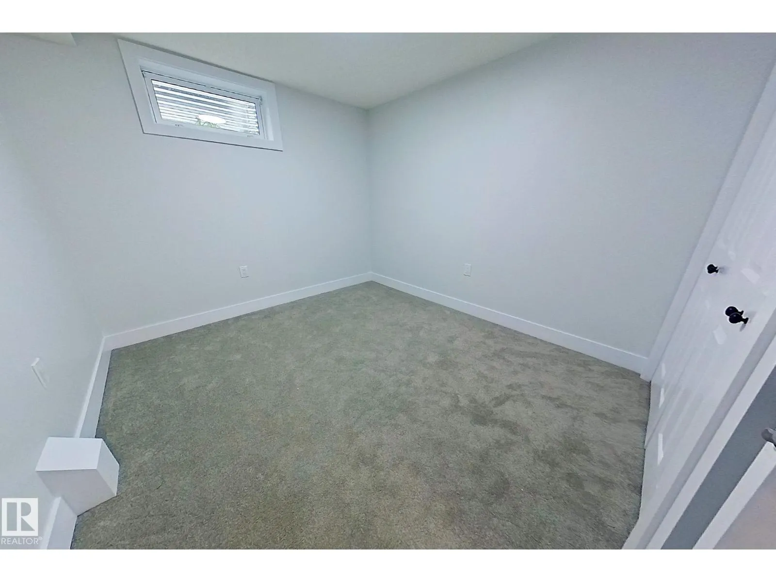18927 95A AV NW