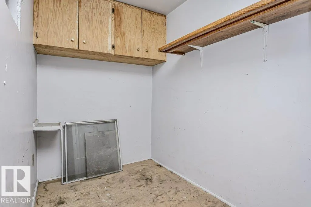 11248 85 ST NW