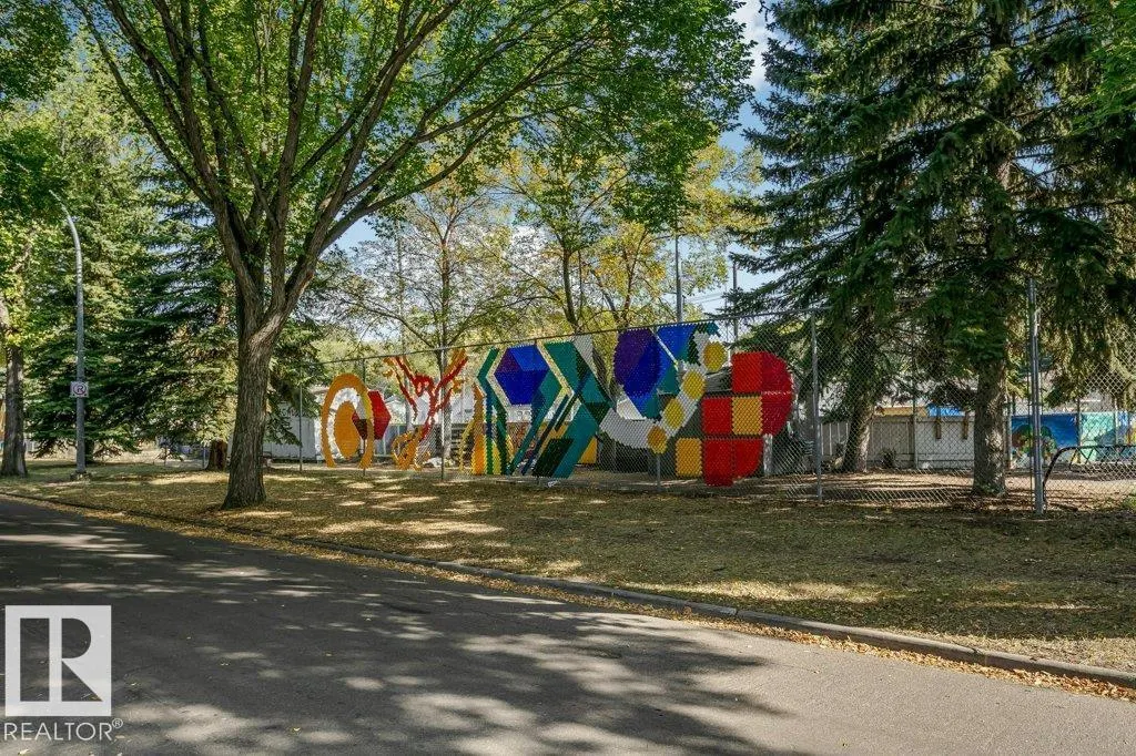 11248 85 ST NW