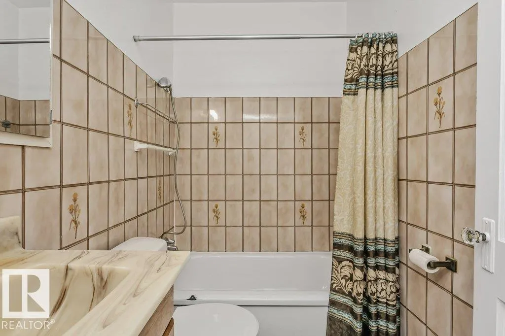 11248 85 ST NW