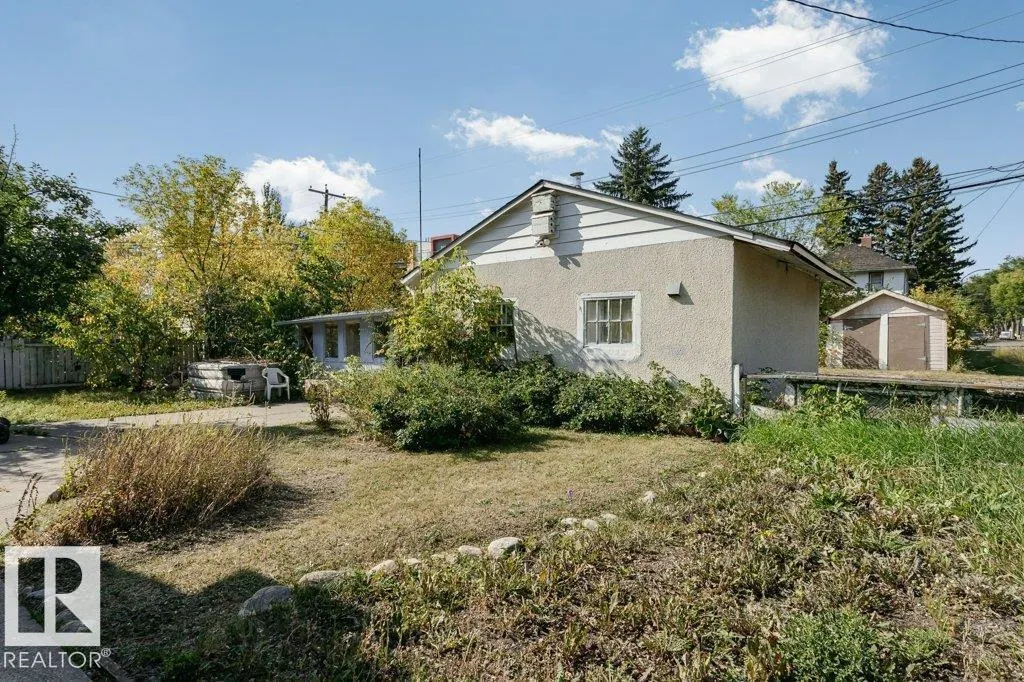 11248 85 ST NW