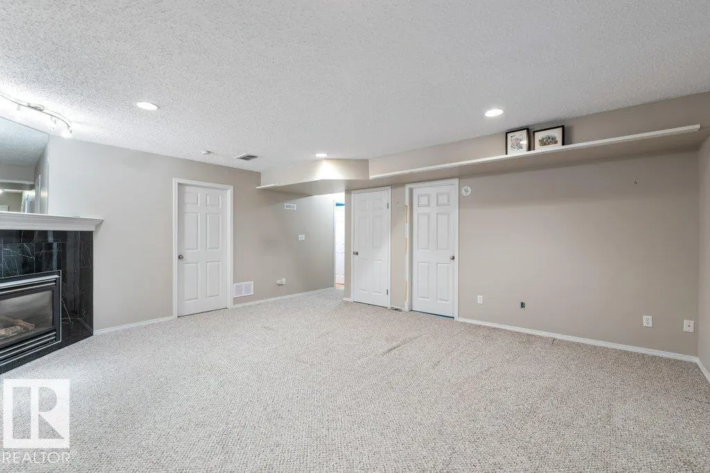 97 DUNFIELD CR