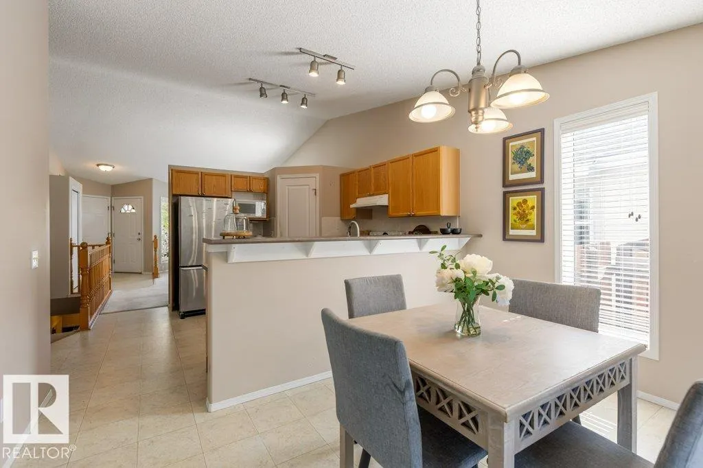 97 DUNFIELD CR