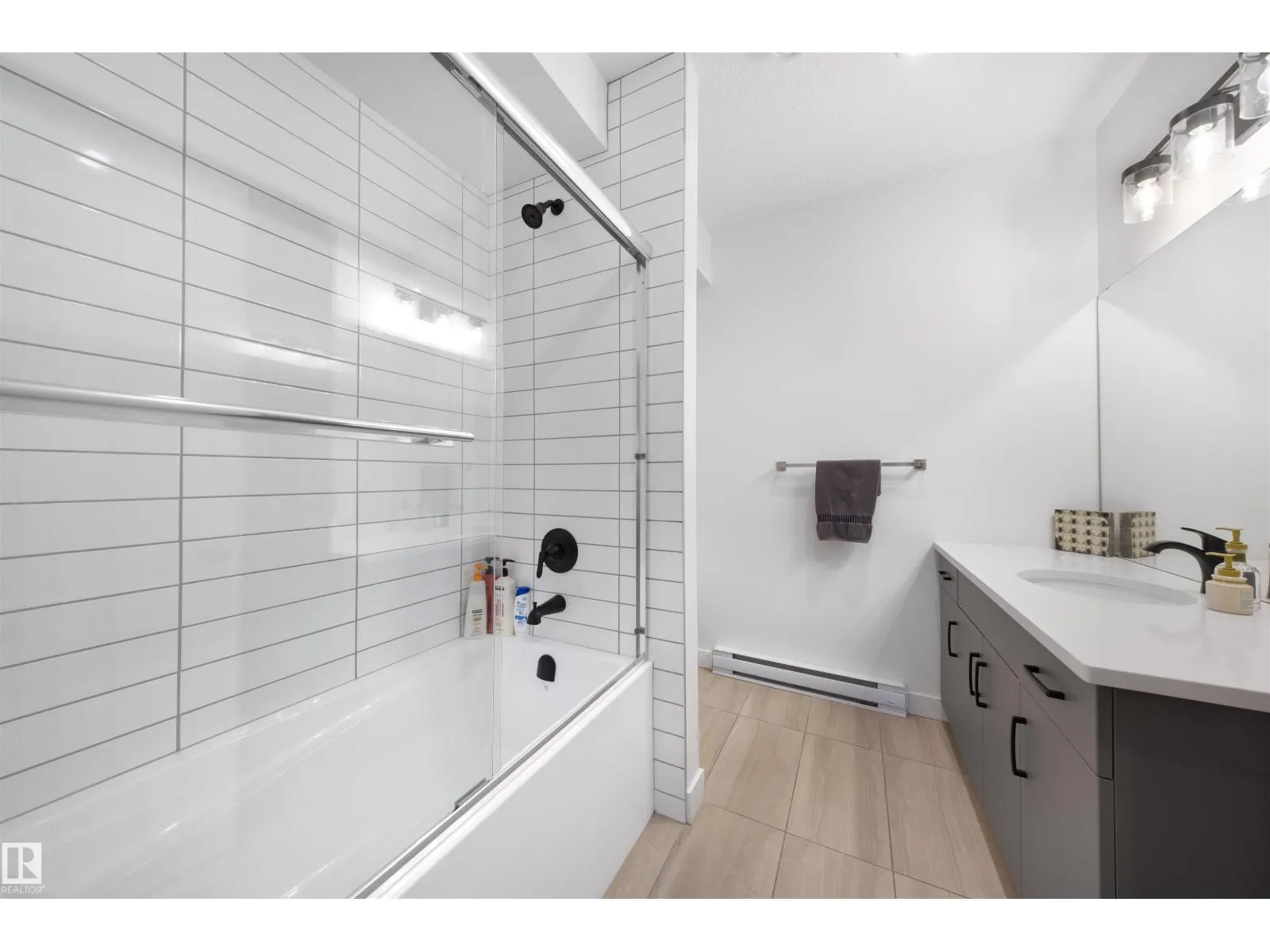 11204 & 11206 55 AV NW