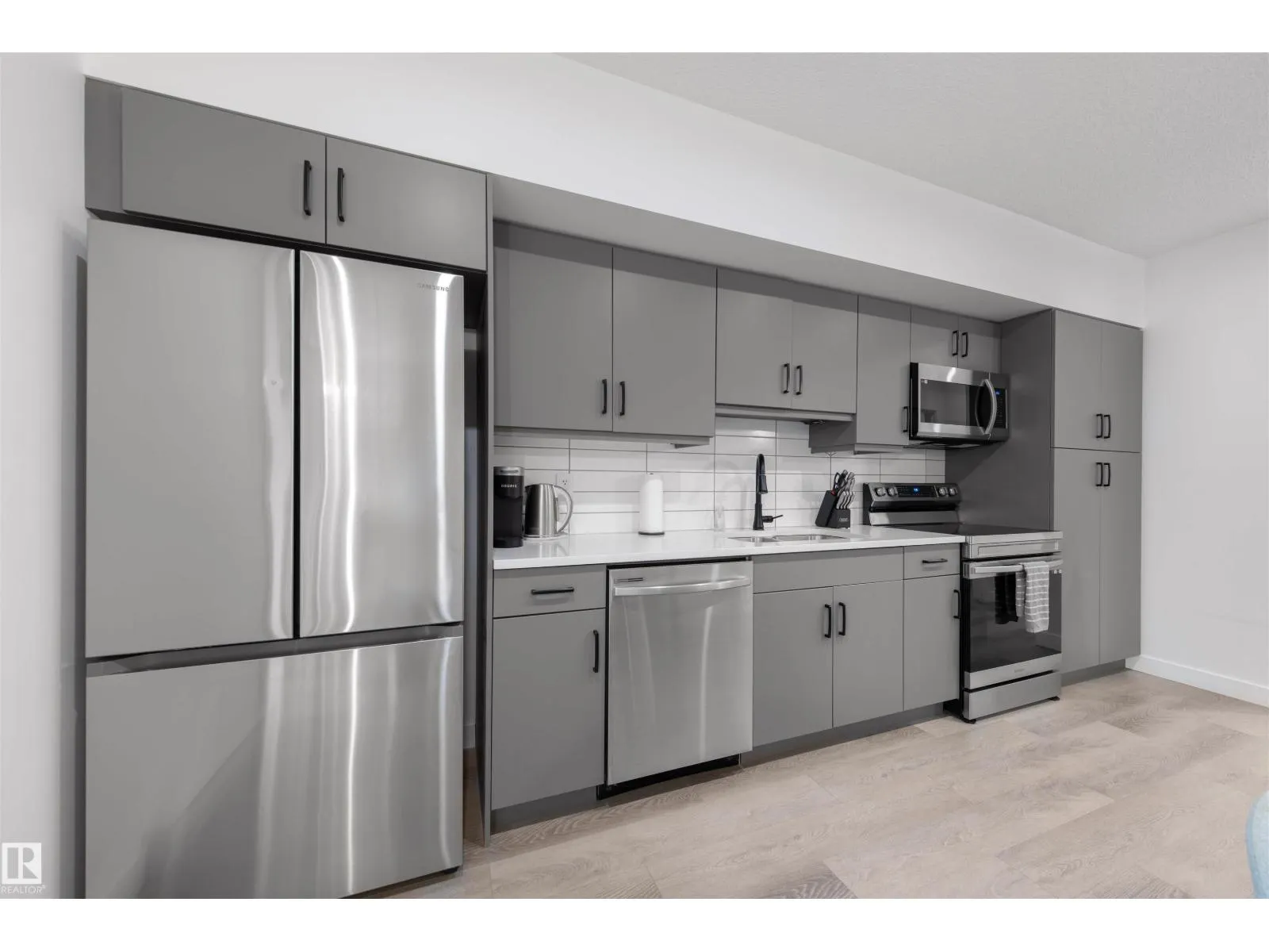 11204 & 11206 55 AV NW