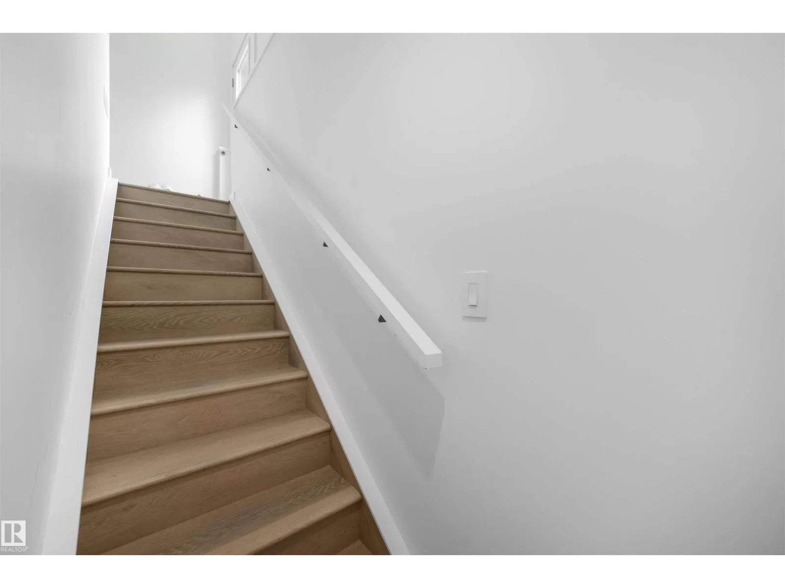 11204 & 11206 55 AV NW