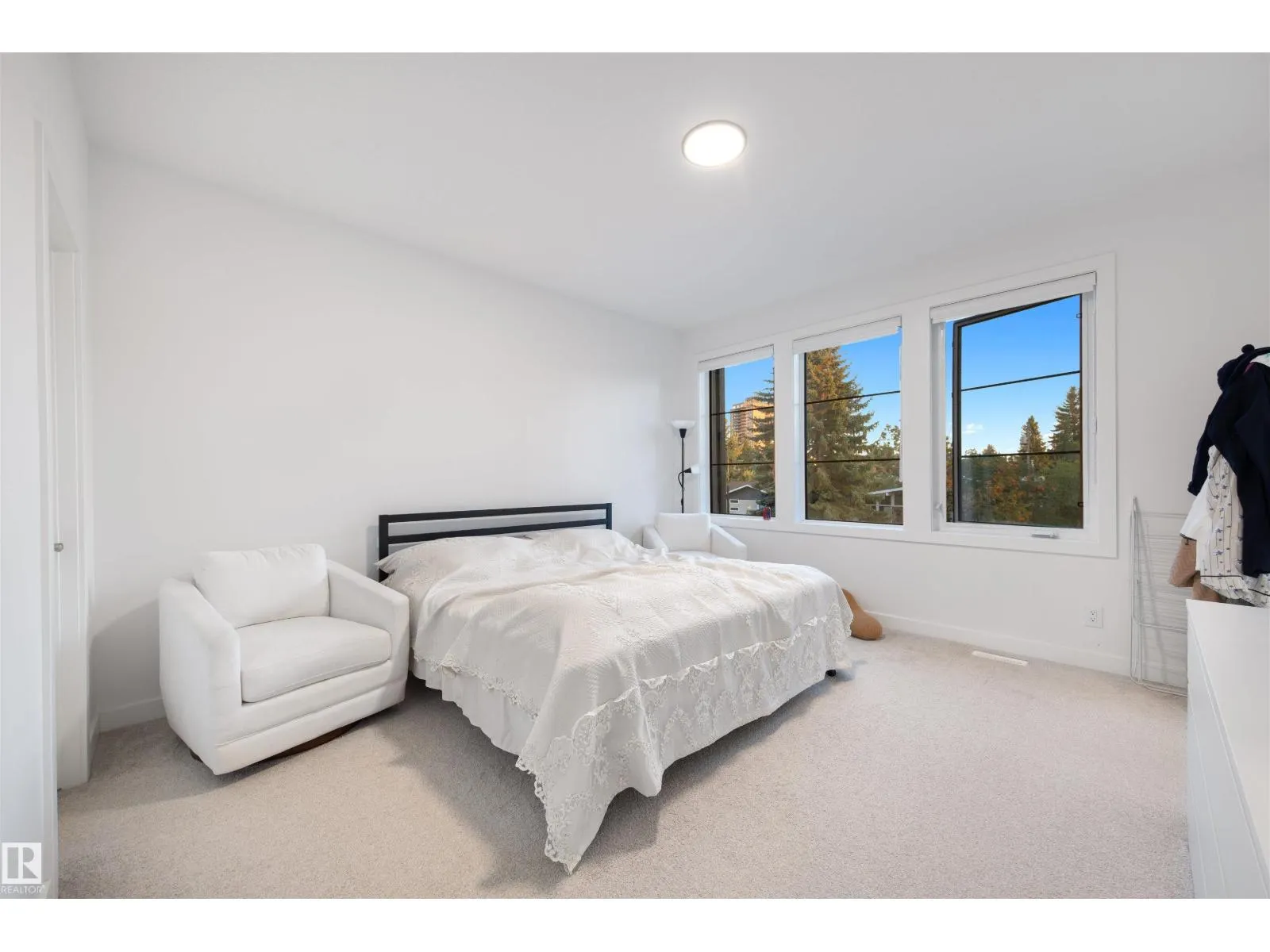 11204 & 11206 55 AV NW
