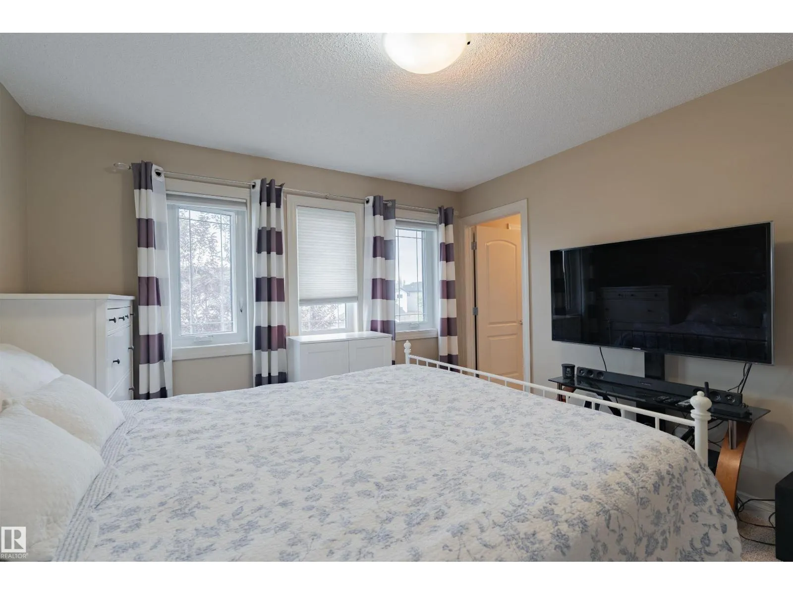 16728 120 ST NW