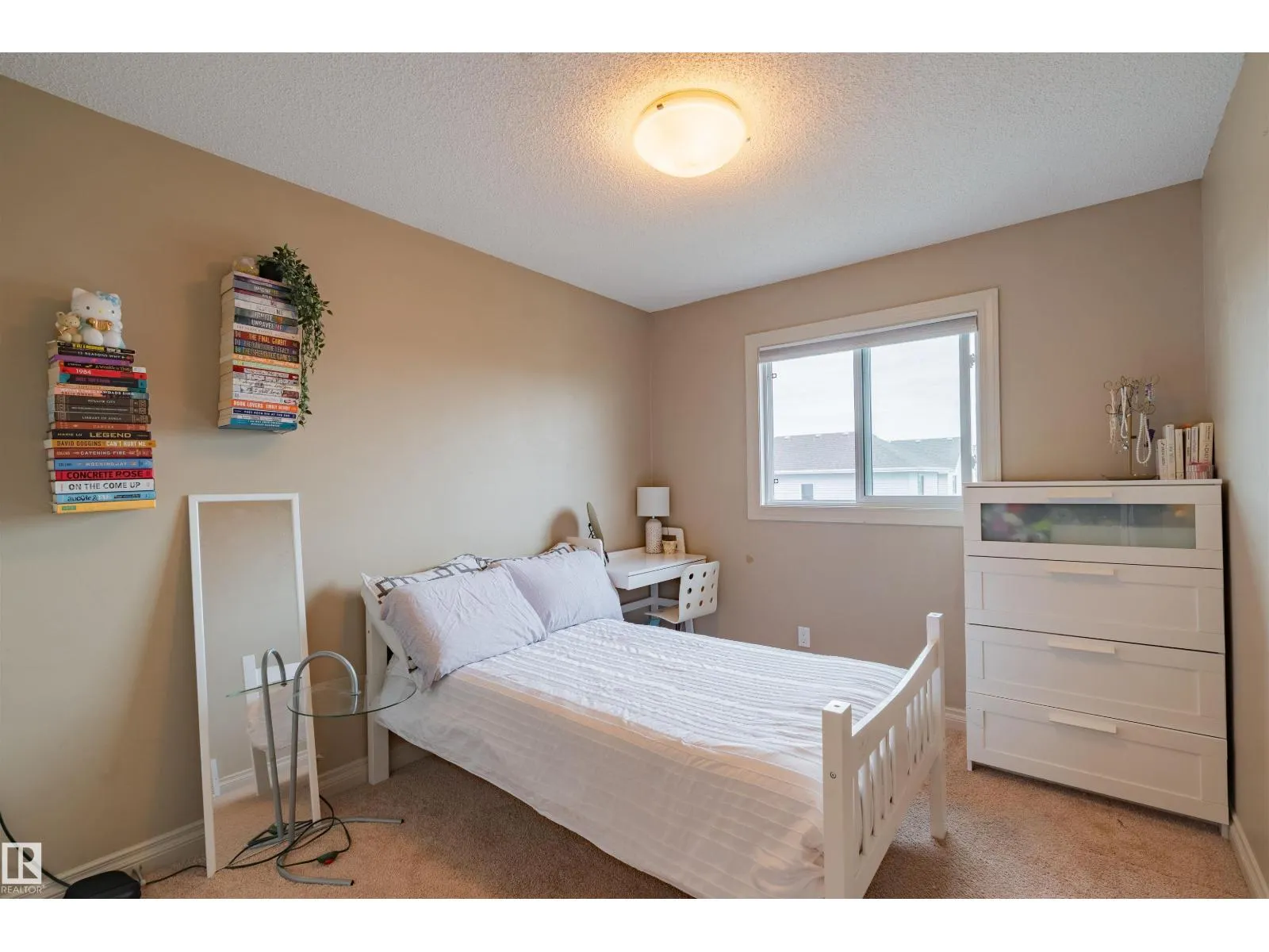 16728 120 ST NW