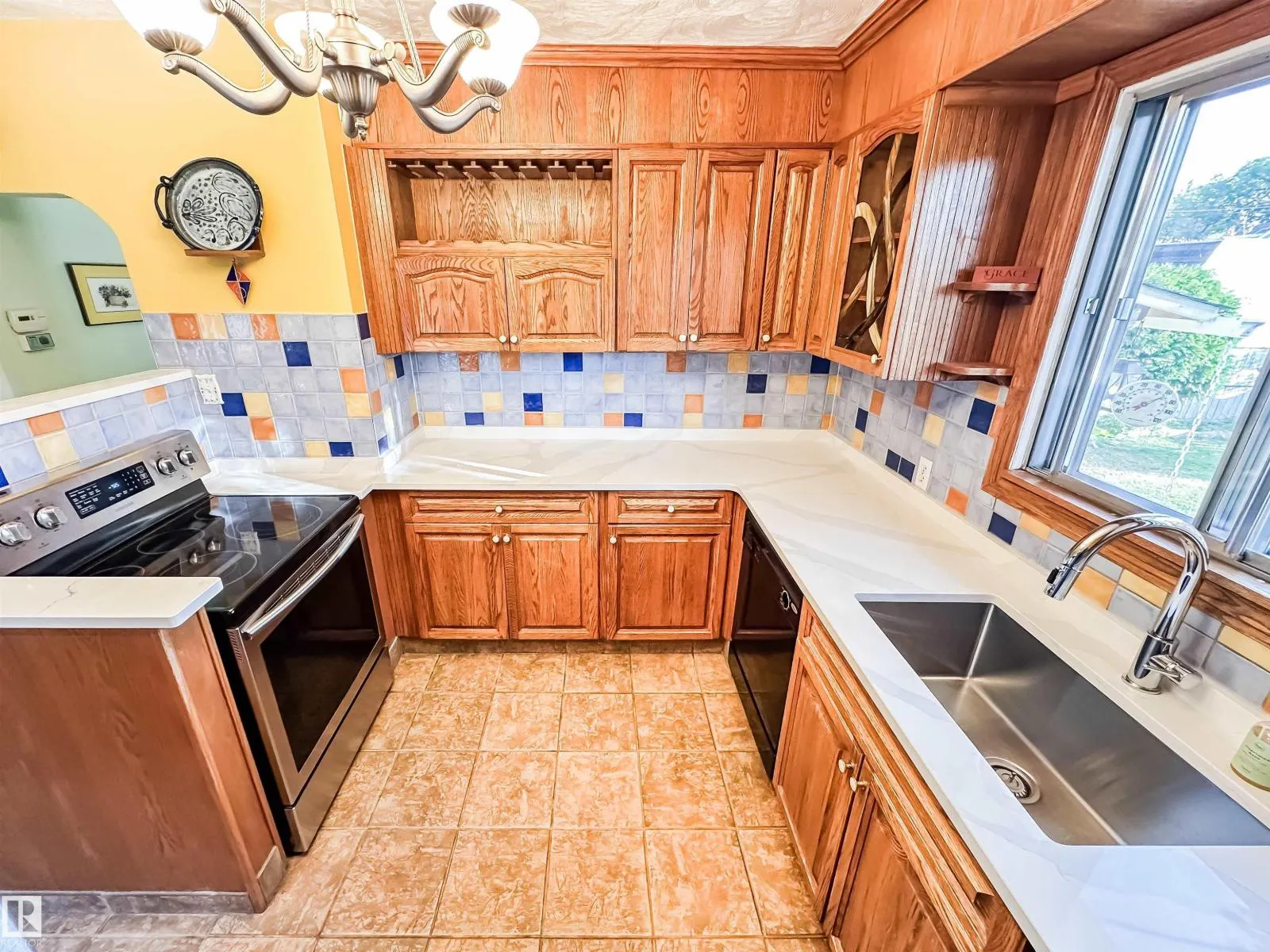 11133 57 ST NW