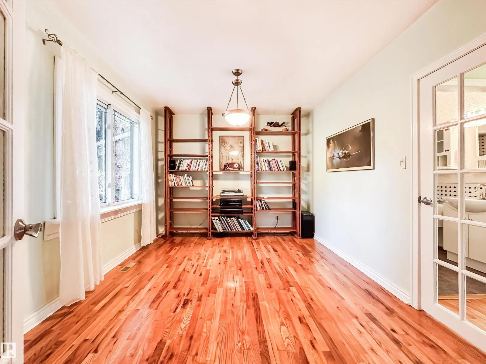 11133 57 ST NW