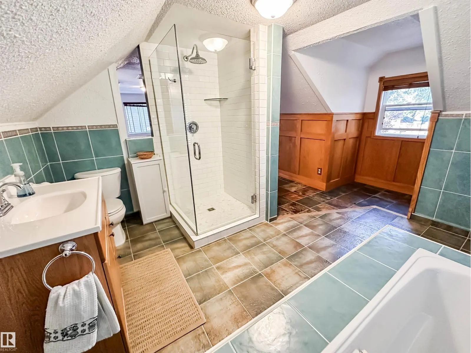 11133 57 ST NW