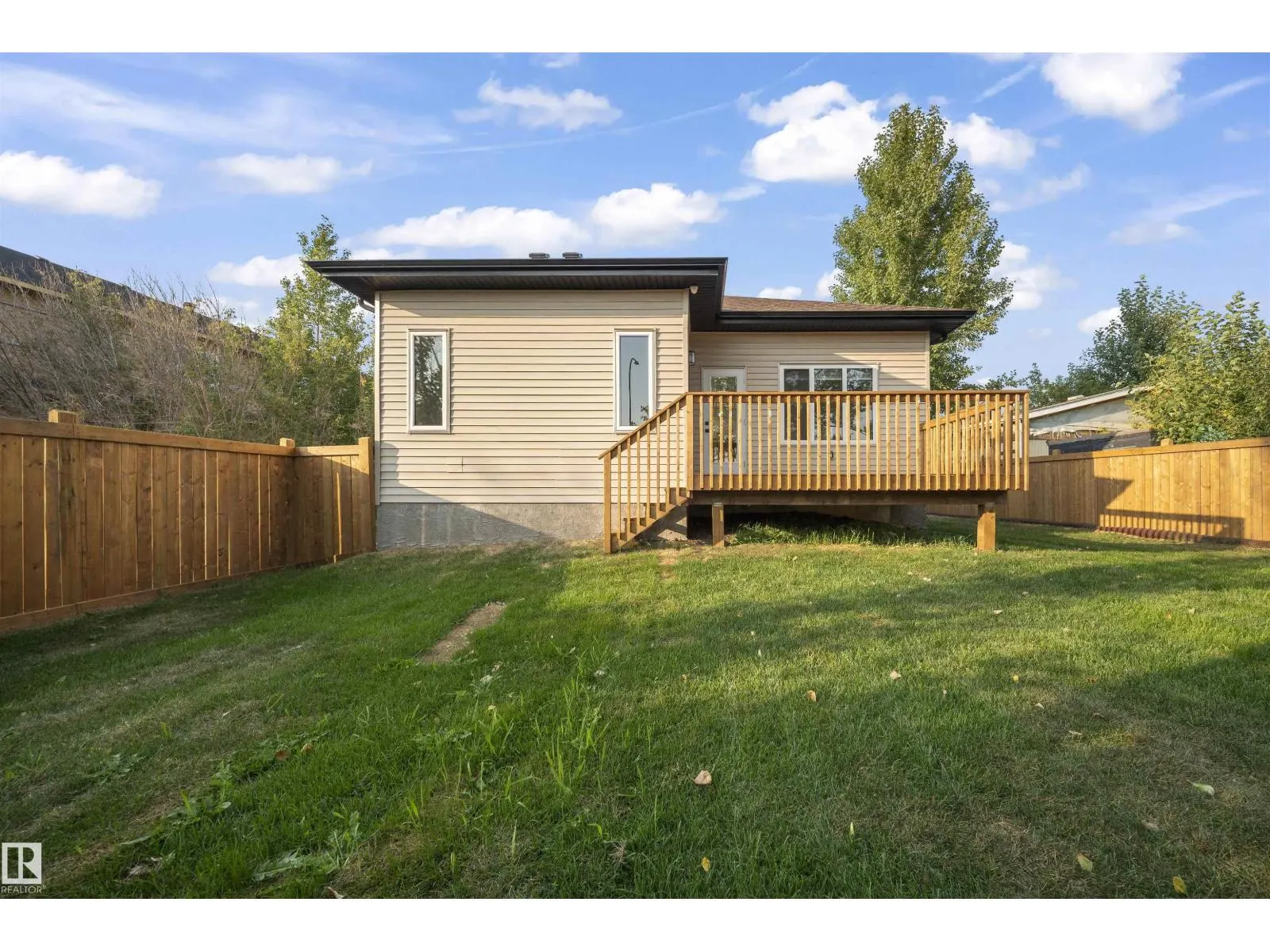 224 LEE RIDGE RD NW
