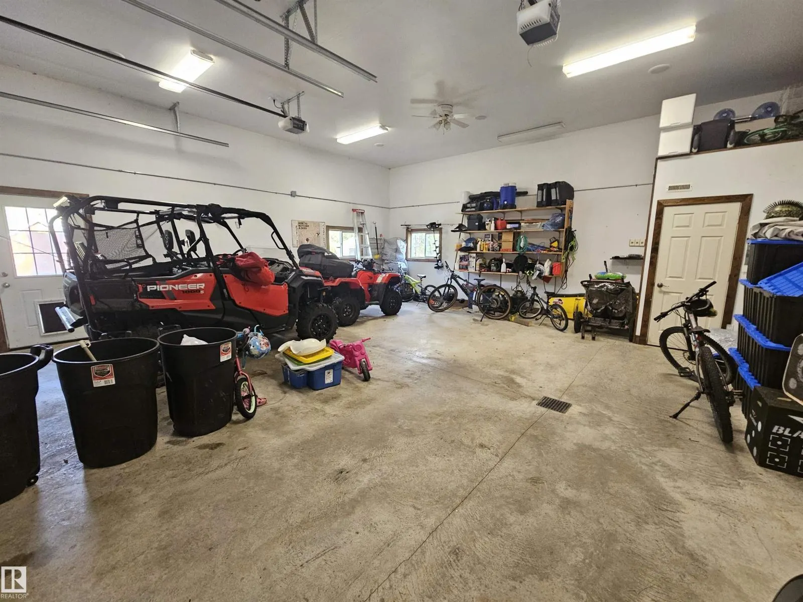#13 240065 TWP ROAD 472