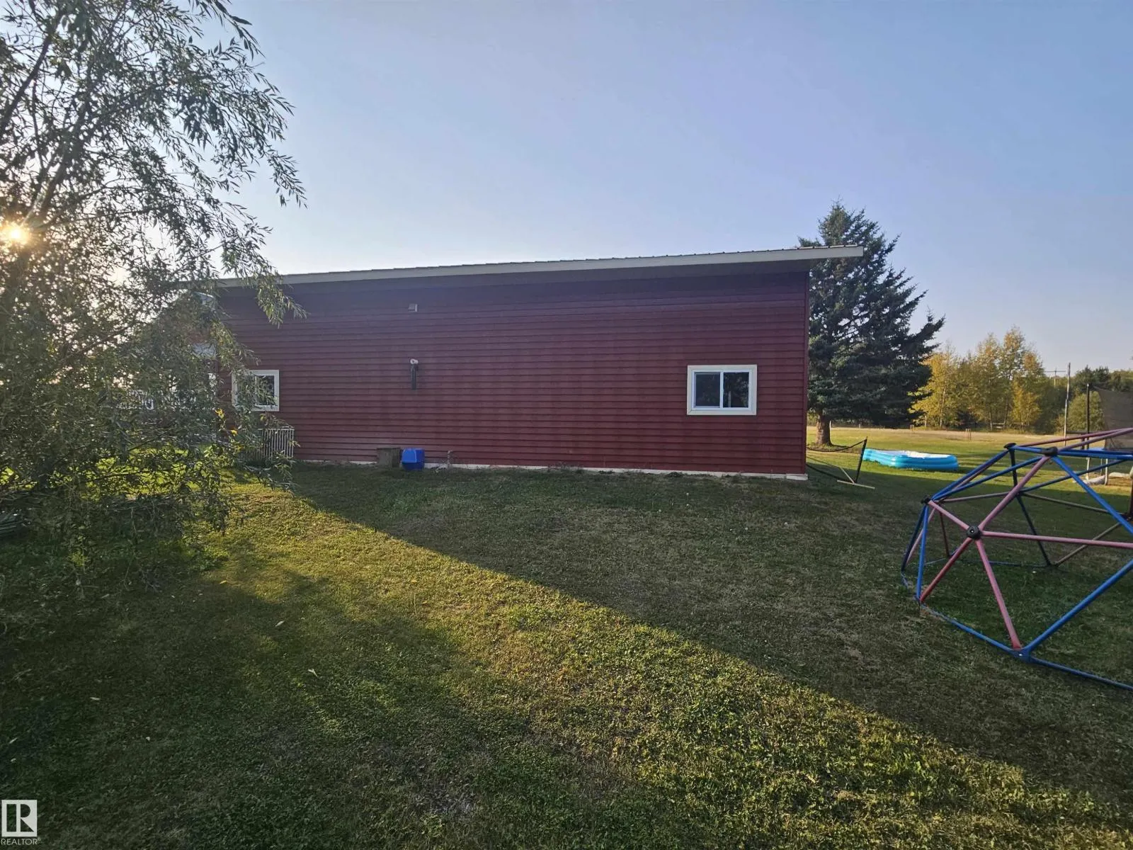 #60 240065 TWP ROAD 472
